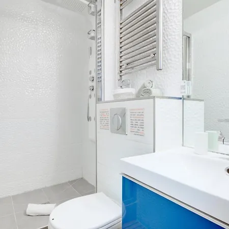 Bnbnook - Charming By Notre-dame & Pompidou Appartamento Parigi